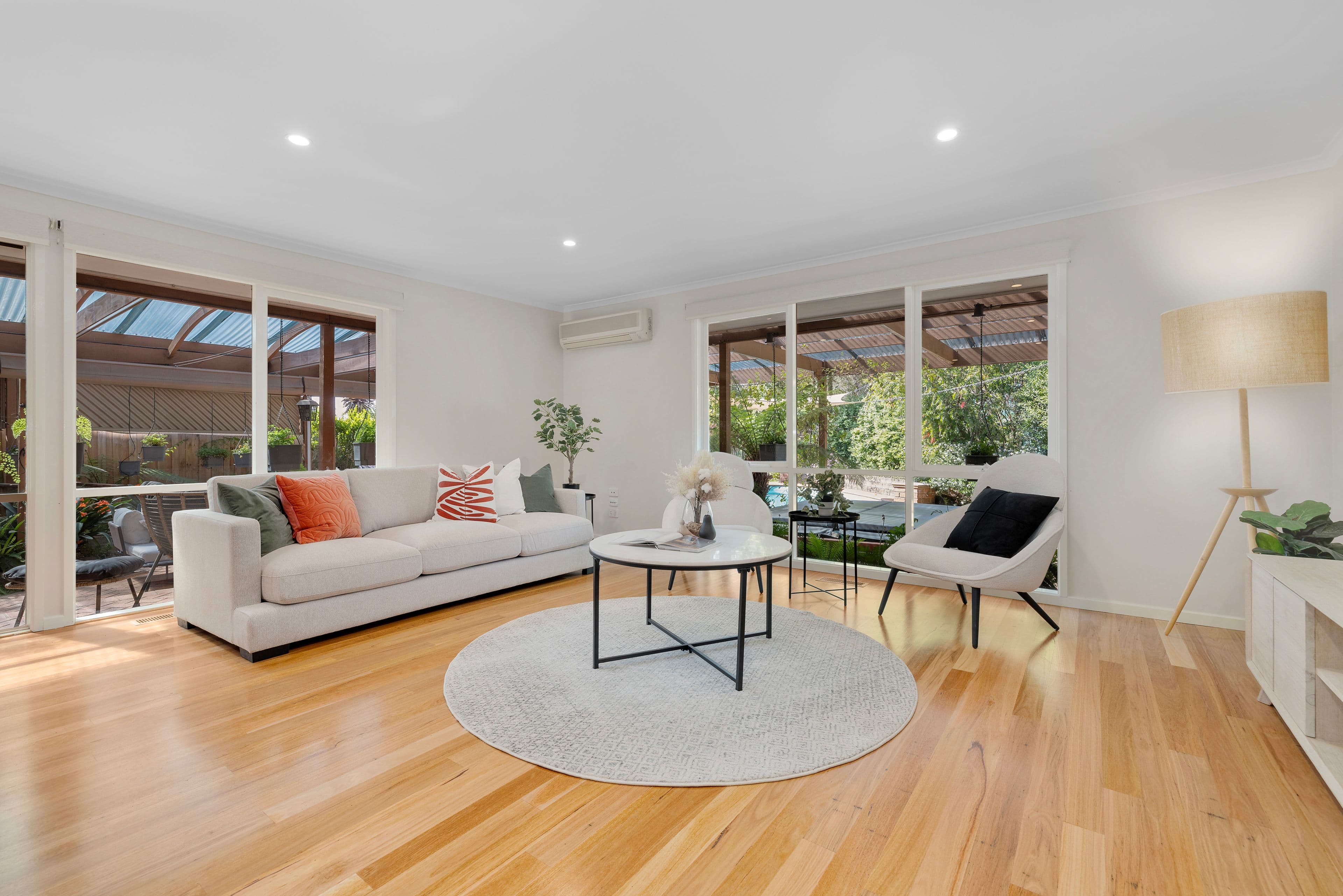 5 Robbie Close, Rowville VIC 3178, Rowville - Thumbnail 3