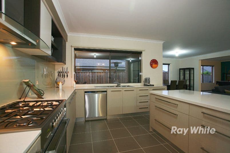 24 Aquanita Close, LYNDHURST VIC 3975, Lyndhurst - Thumbnail 8