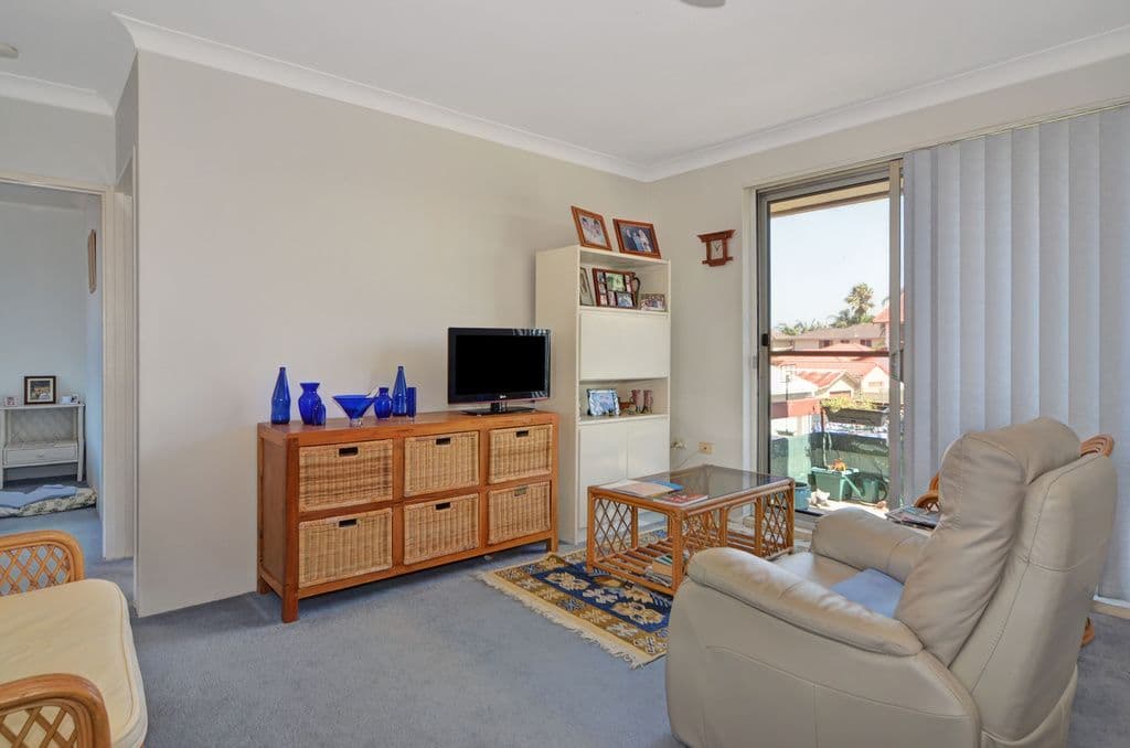 45 Reddall Parade, Lake Illawarra - Thumbnail 2