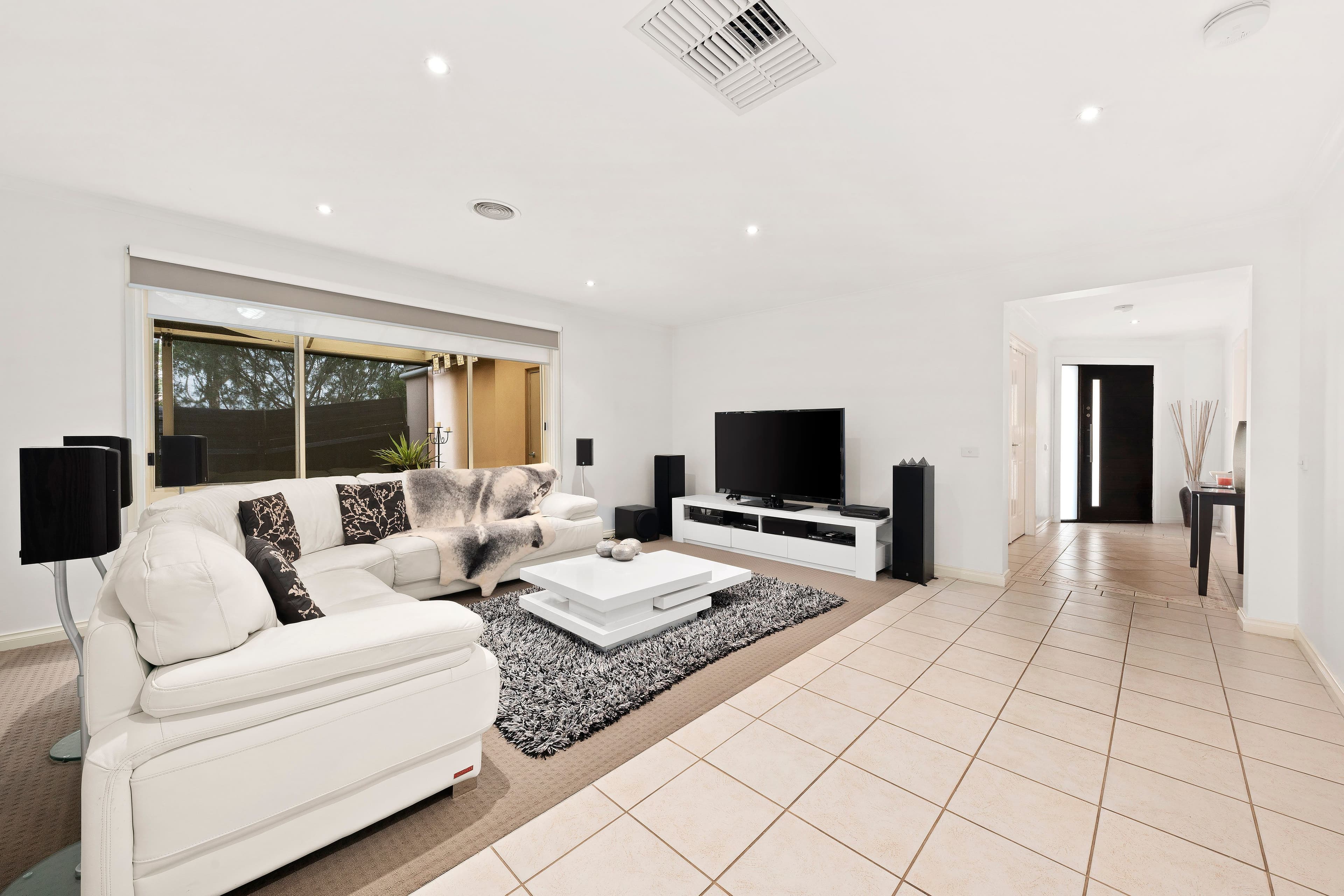 7 Harptree Close, Rowville VIC 3178, Rowville - Thumbnail 3