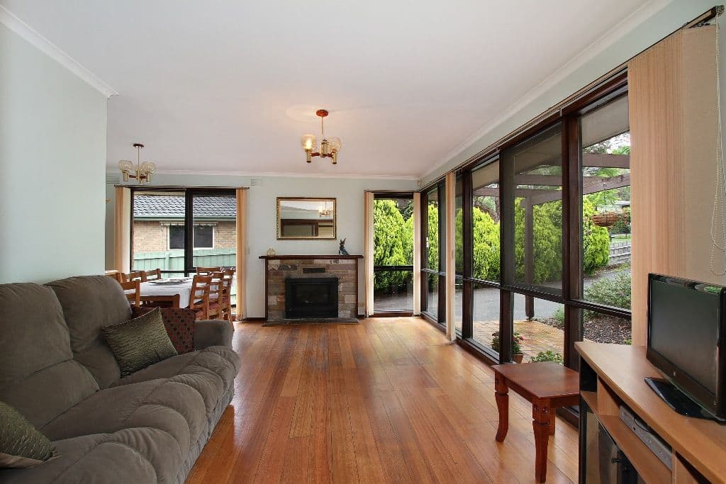 18 LYONS Road, CROYDON NORTH VIC 3136, Croydon North - Thumbnail 2