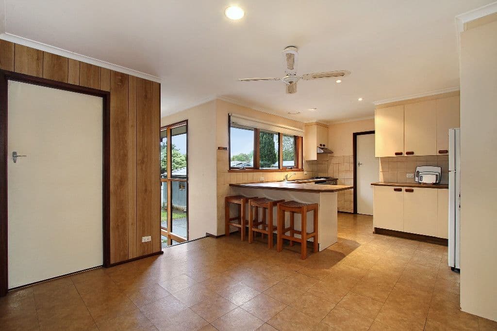 18 LYONS Road, CROYDON NORTH VIC 3136, Croydon North - Thumbnail 6