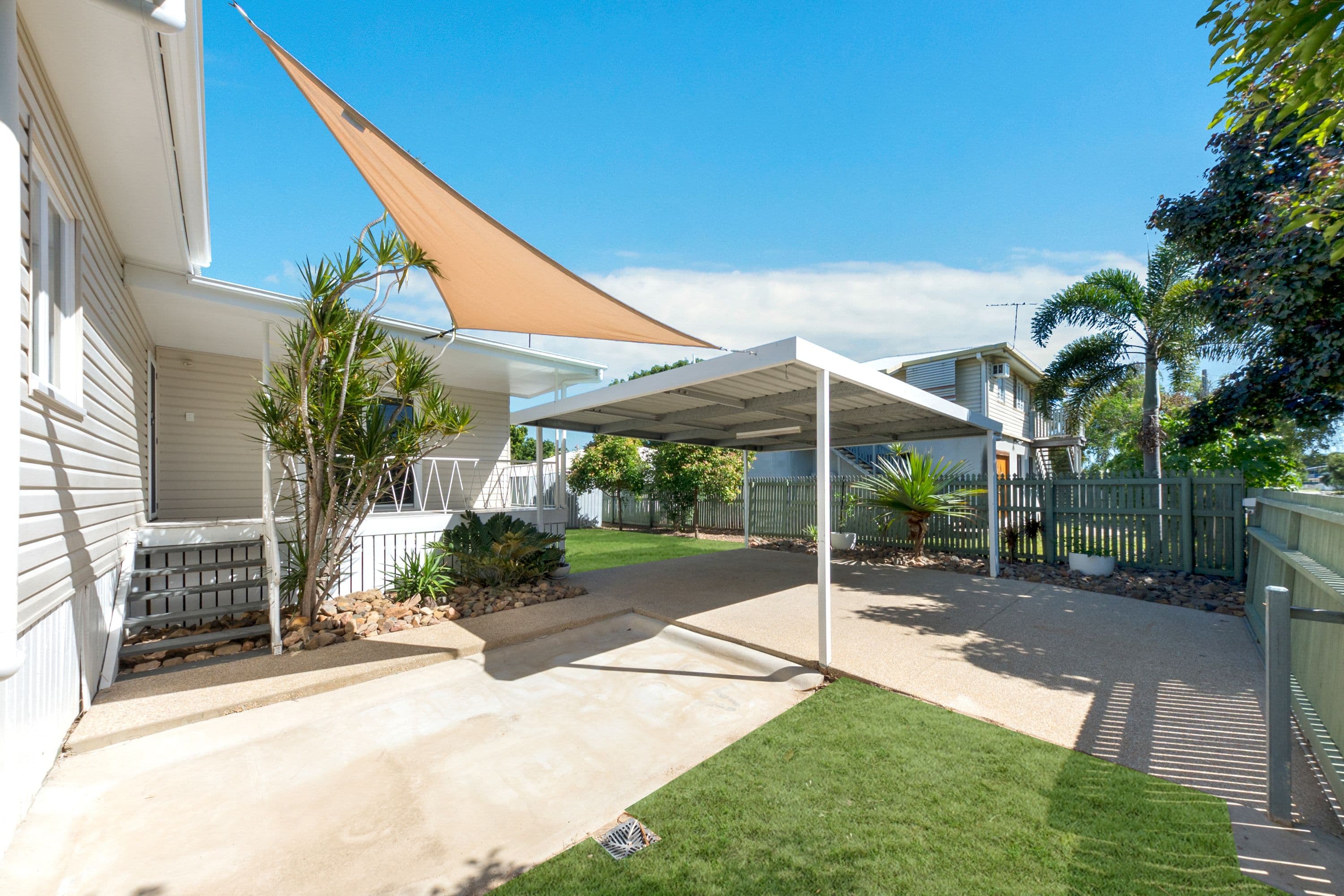 13 Halloran Street, Hermit Park QLD 4812, Hermit Park - Thumbnail 6
