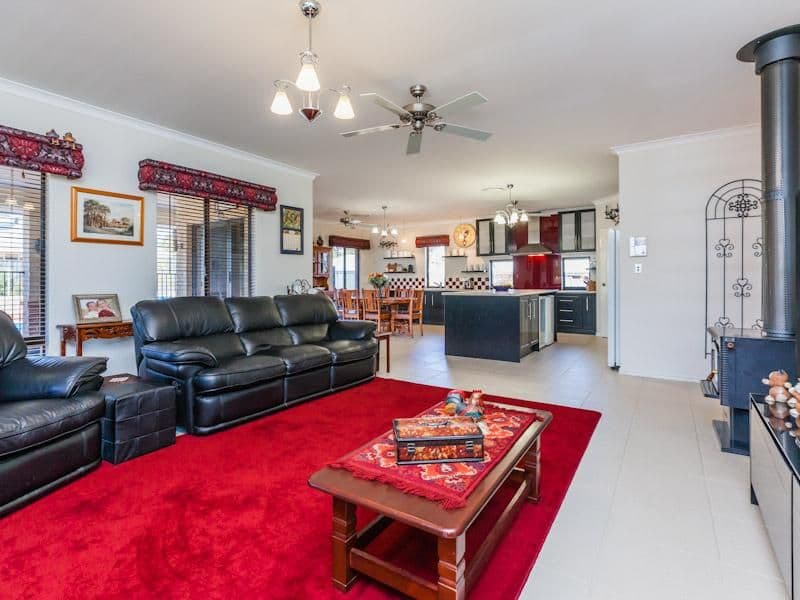 37 Keane Street, LESMURDIE WA 6076, Lesmurdie - Thumbnail 4