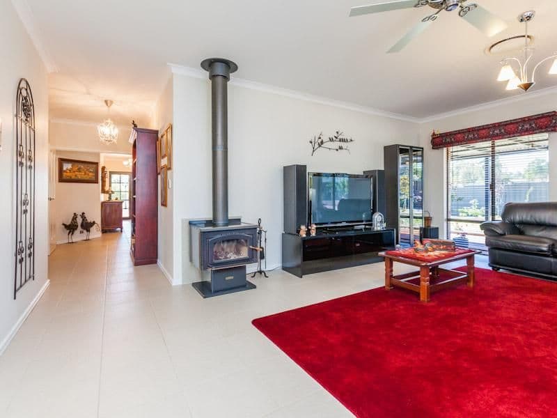 37 Keane Street, LESMURDIE WA 6076, Lesmurdie - Thumbnail 7