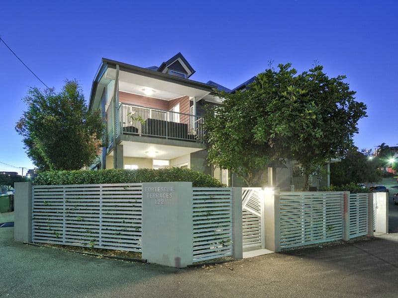 122 Fortescue Street, SPRING HILL QLD 4000, Spring Hill - Thumbnail 2