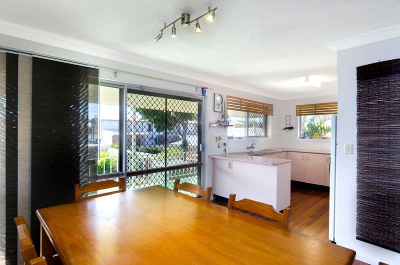 3 Gulai Street, PALM BEACH QLD 4221, Palm Beach - Thumbnail 3