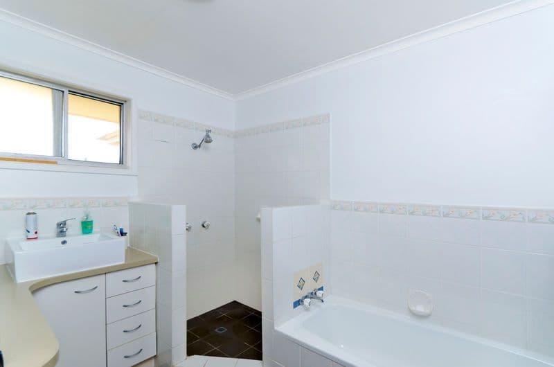 3 Gulai Street, PALM BEACH QLD 4221, Palm Beach - Thumbnail 5