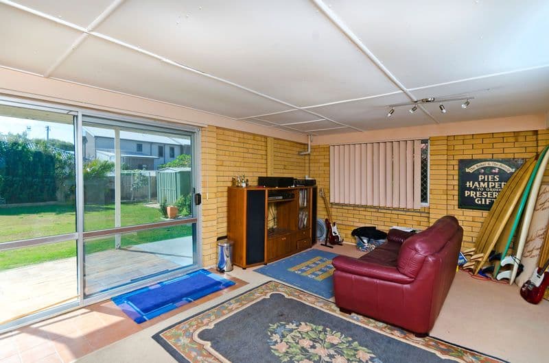 3 Gulai Street, PALM BEACH QLD 4221, Palm Beach - Thumbnail 6