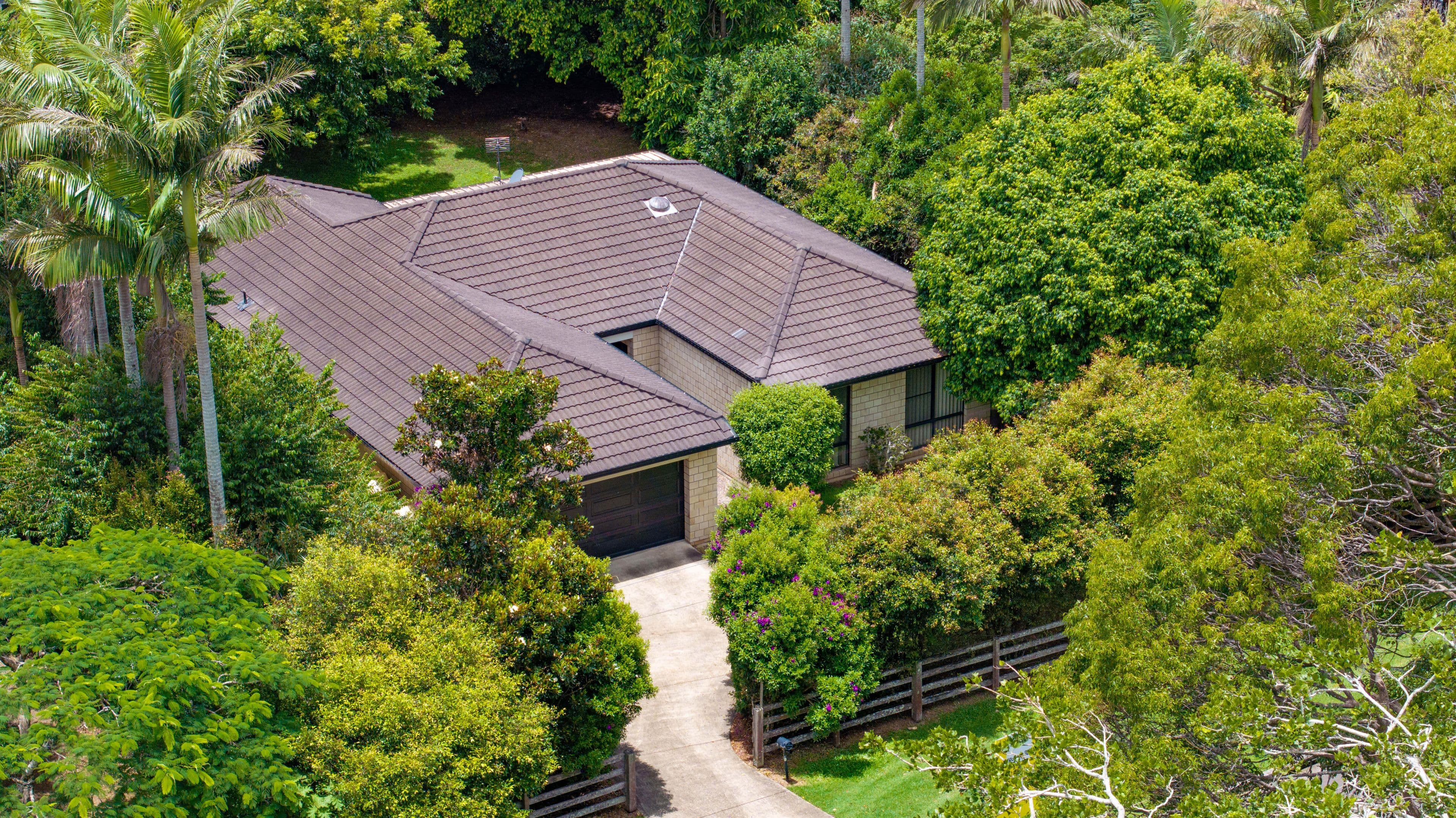 9 Dixon Avenue, Maleny QLD 4552, Maleny - Image 1
