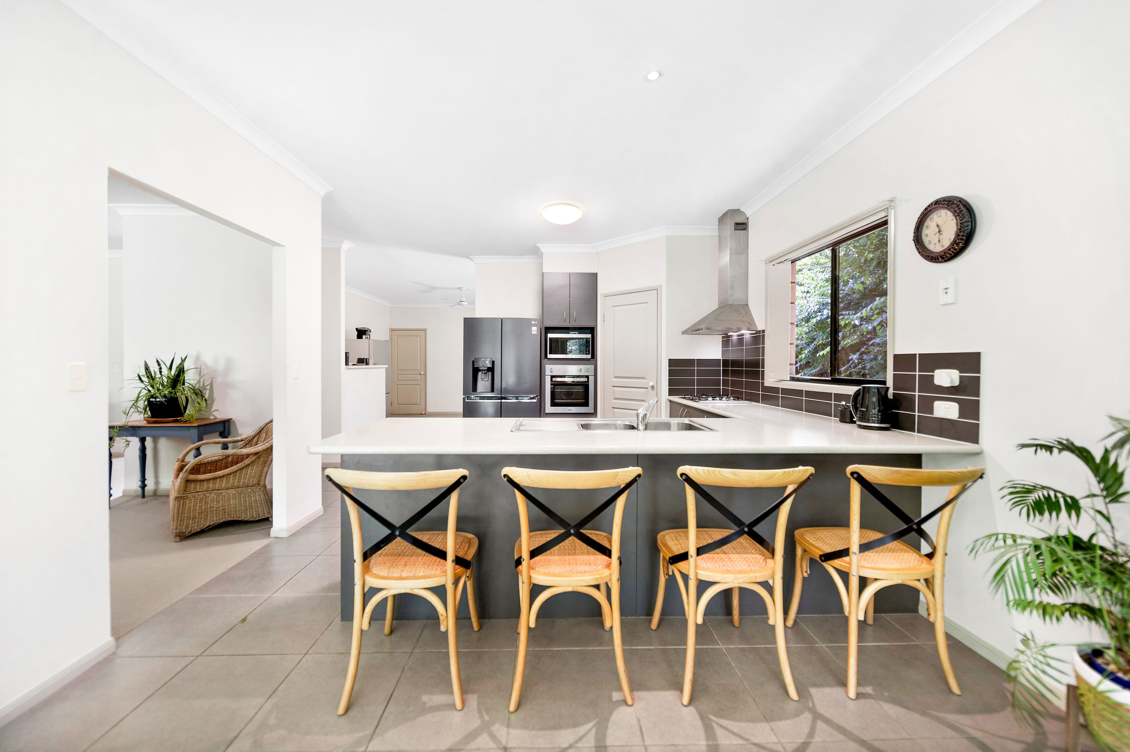 9 Dixon Avenue, Maleny QLD 4552, Maleny - Thumbnail 7