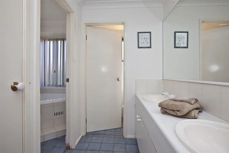 31 Kyamba Crescent, MARYLAND NSW 2287, Maryland - Thumbnail 4