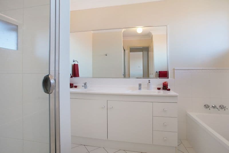44 Tipperary Drive, ASHTONFIELD NSW 2323, Ashtonfield - Thumbnail 5