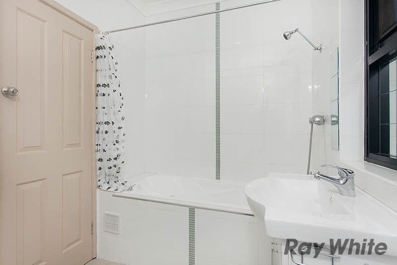 7 Dunlop Street, ROSELANDS NSW 2196, Roselands - Thumbnail 4