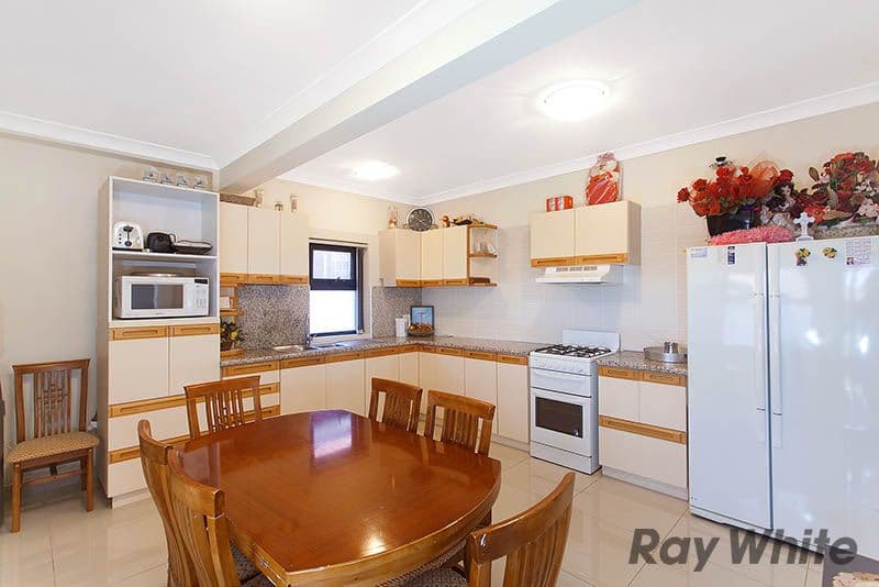 7 Dunlop Street, ROSELANDS NSW 2196, Roselands - Thumbnail 5