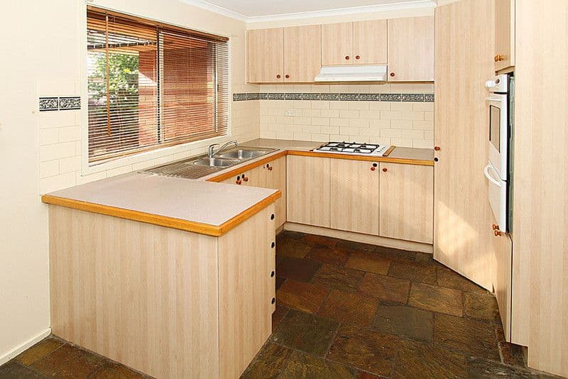 12 Bremner Court, MILL PARK VIC 3082, Mill Park - Thumbnail 4