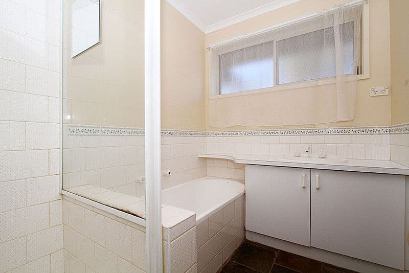 12 Bremner Court, MILL PARK VIC 3082, Mill Park - Thumbnail 7