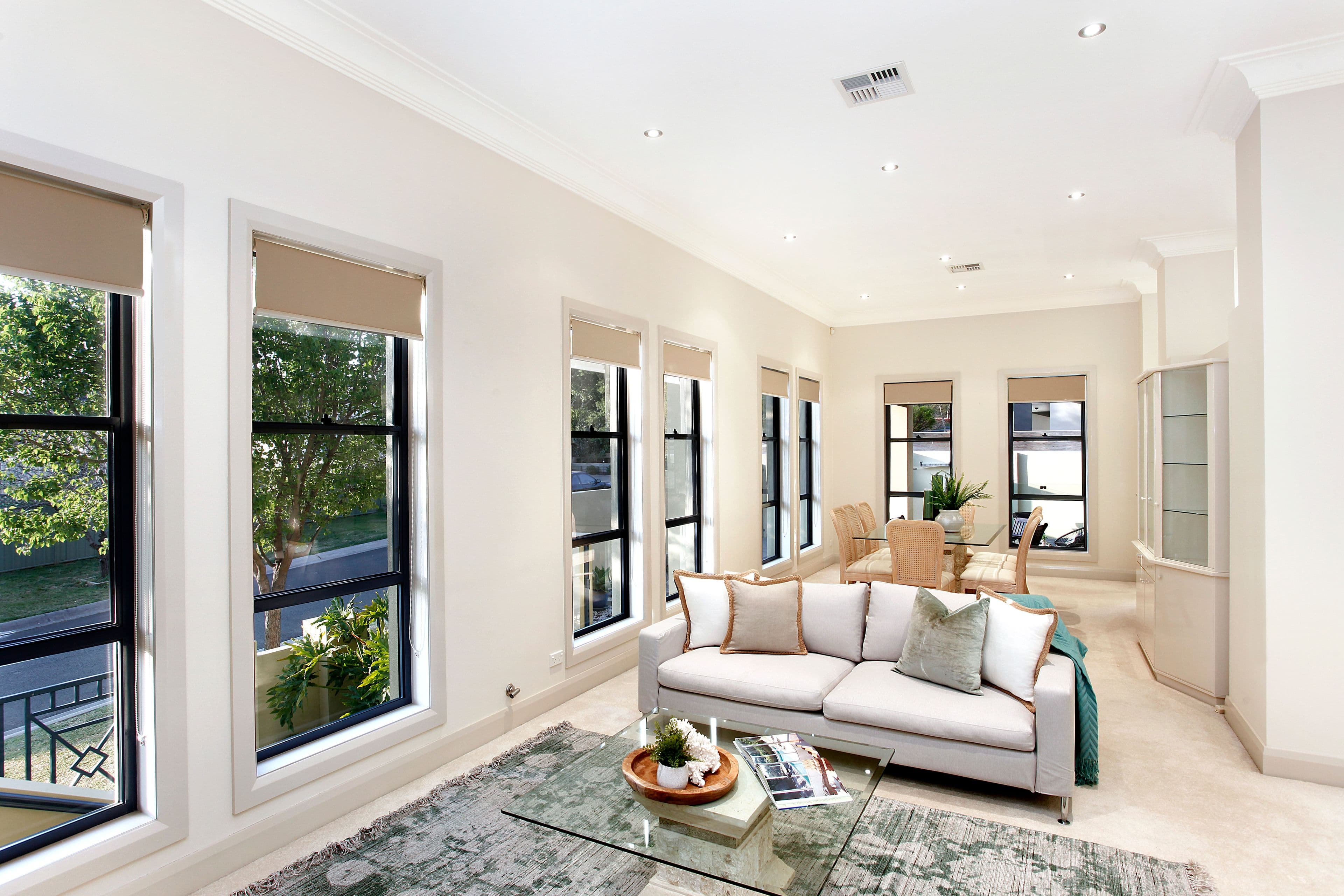 2 Whitely Grove, Harrington Park - Thumbnail 5