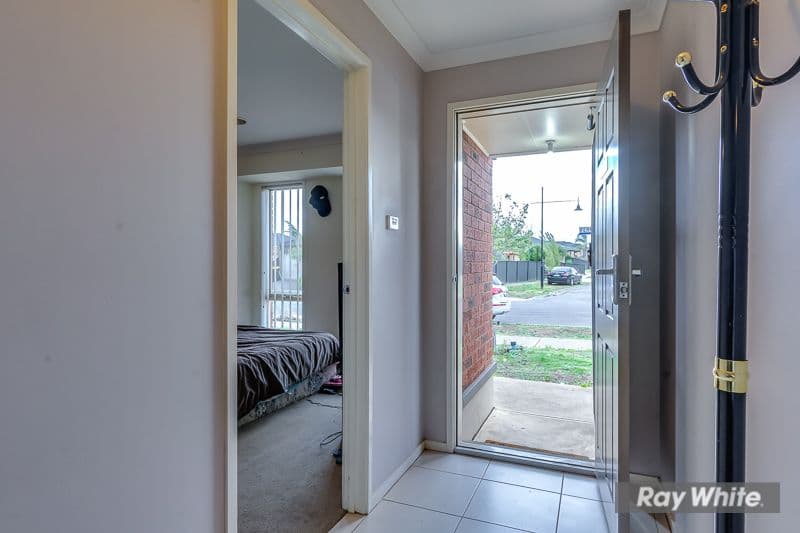 26 FERNHURST Avenue, Derrimut VIC 3030, Derrimut - Thumbnail 3
