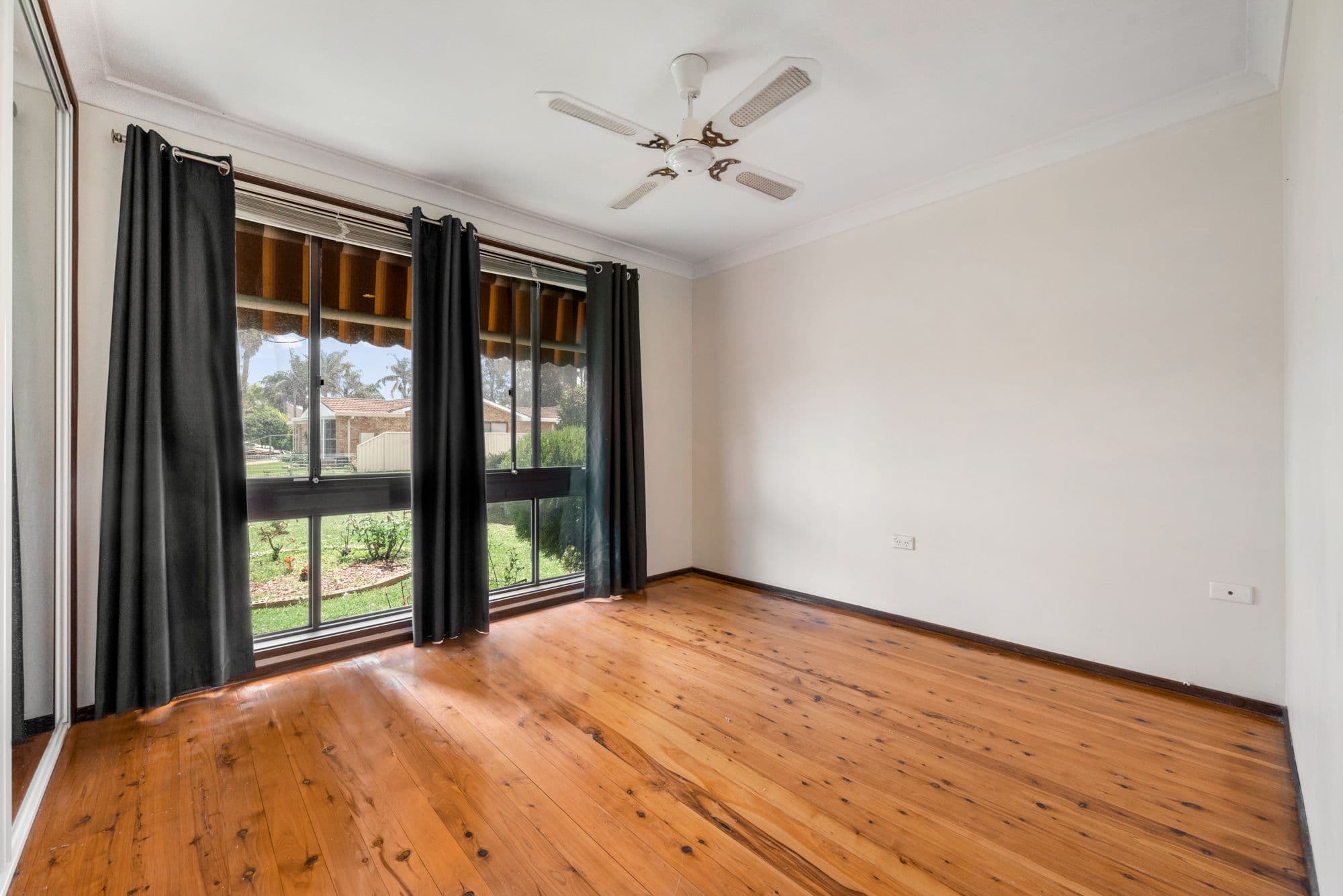 61 Hamlet Crescent, Rosemeadow NSW 2560, Rosemeadow - Thumbnail 6
