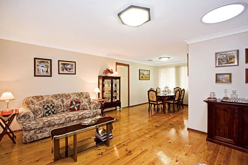 14 Thorpe Avenue, CHERRYBROOK NSW 2126, Cherrybrook - Thumbnail 4