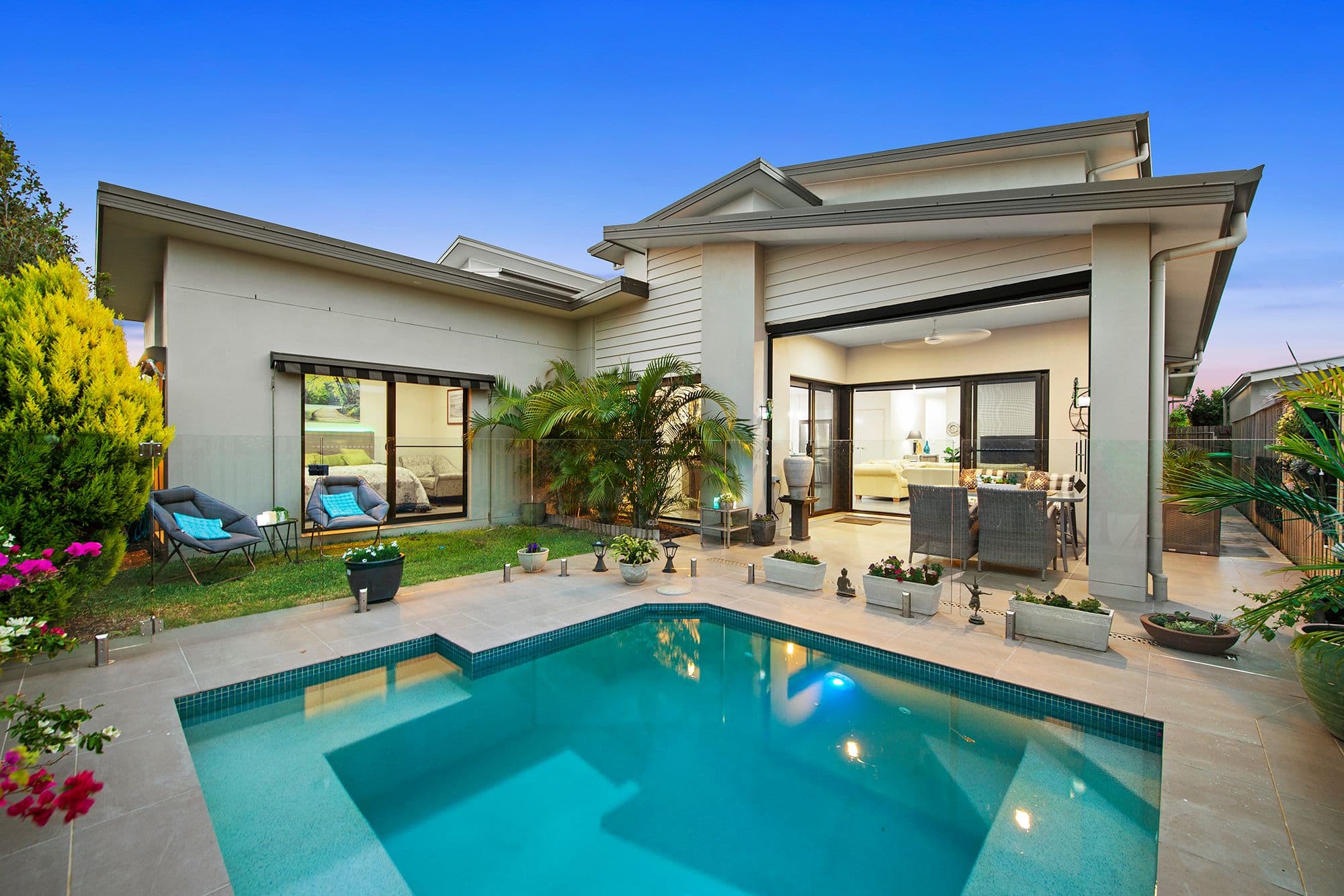 13 Beacon Lane, Hope Island QLD 4212, Hope Island - Thumbnail 2