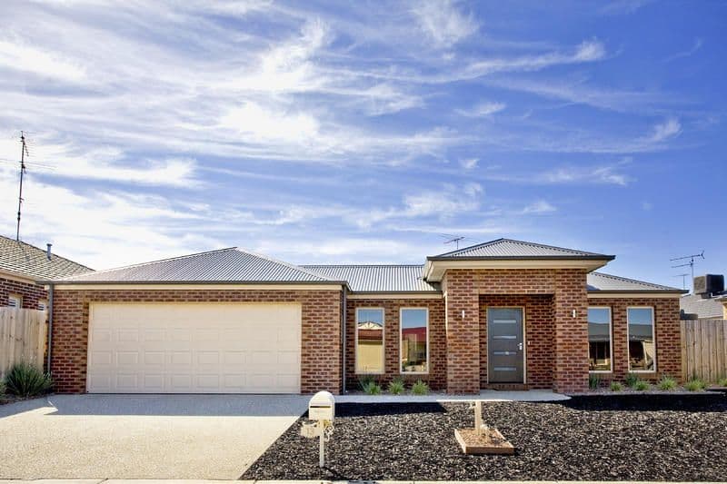 13 Zazzman Court, ST ALBANS PARK VIC 3219, St Albans Park - Image 1