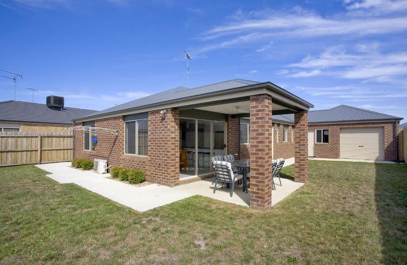 13 Zazzman Court, ST ALBANS PARK VIC 3219, St Albans Park - Thumbnail 5
