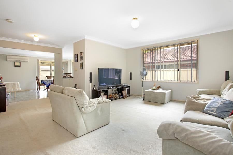 18 Bangalow Place, STANHOPE GARDENS NSW 2768, Stanhope Gardens - Thumbnail 2
