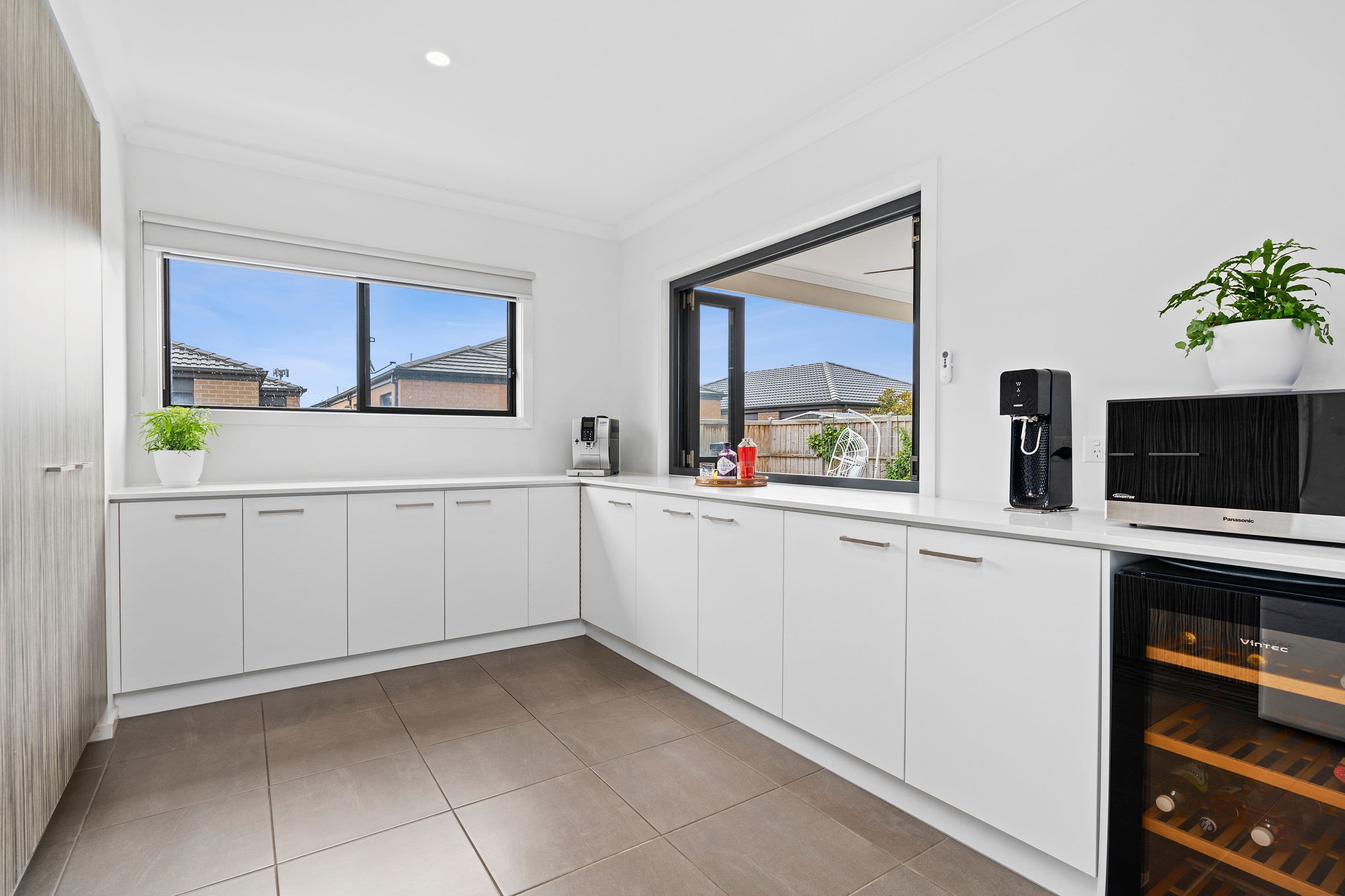 18 Spotted Gum Drive, Lara VIC 3212, Lara - Thumbnail 4