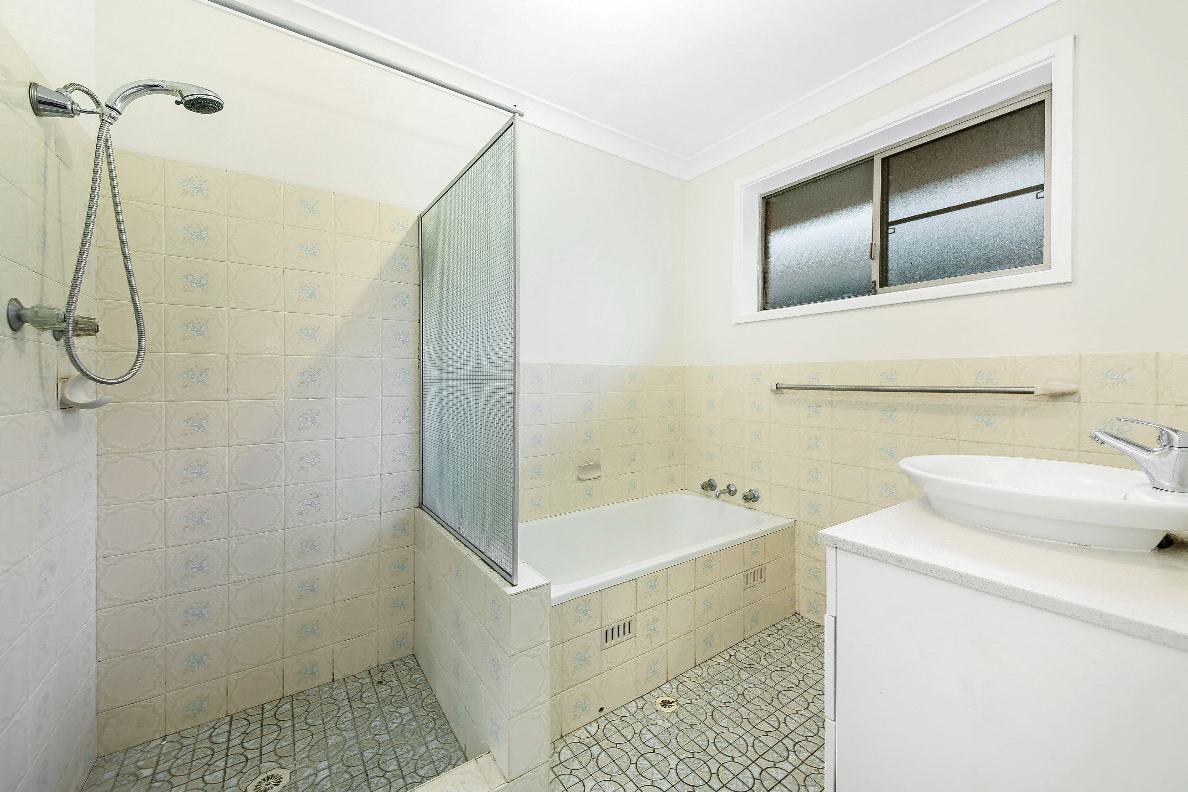 6 Topaz Place, Bankstown NSW 2200, Bankstown - Thumbnail 6
