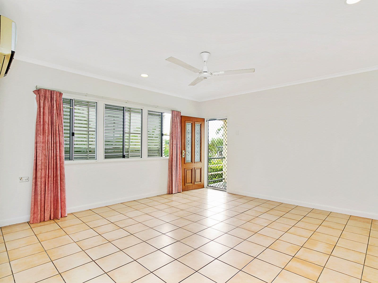 5 Hynch Street, Wulguru QLD 4811, Wulguru - Thumbnail 3