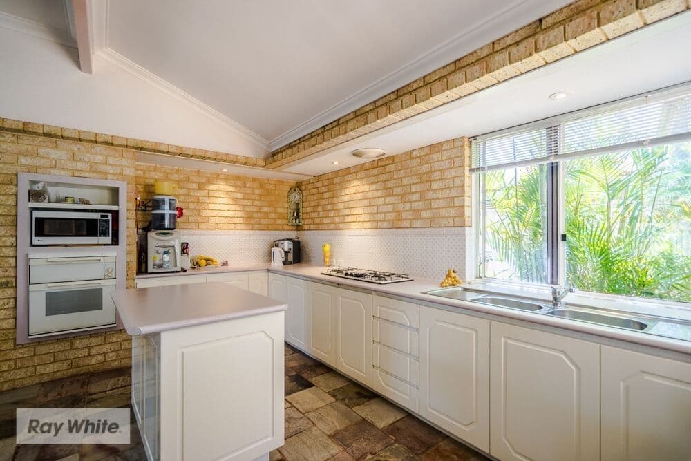 14 Margate Place, Marangaroo WA 6064, Marangaroo - Thumbnail 3