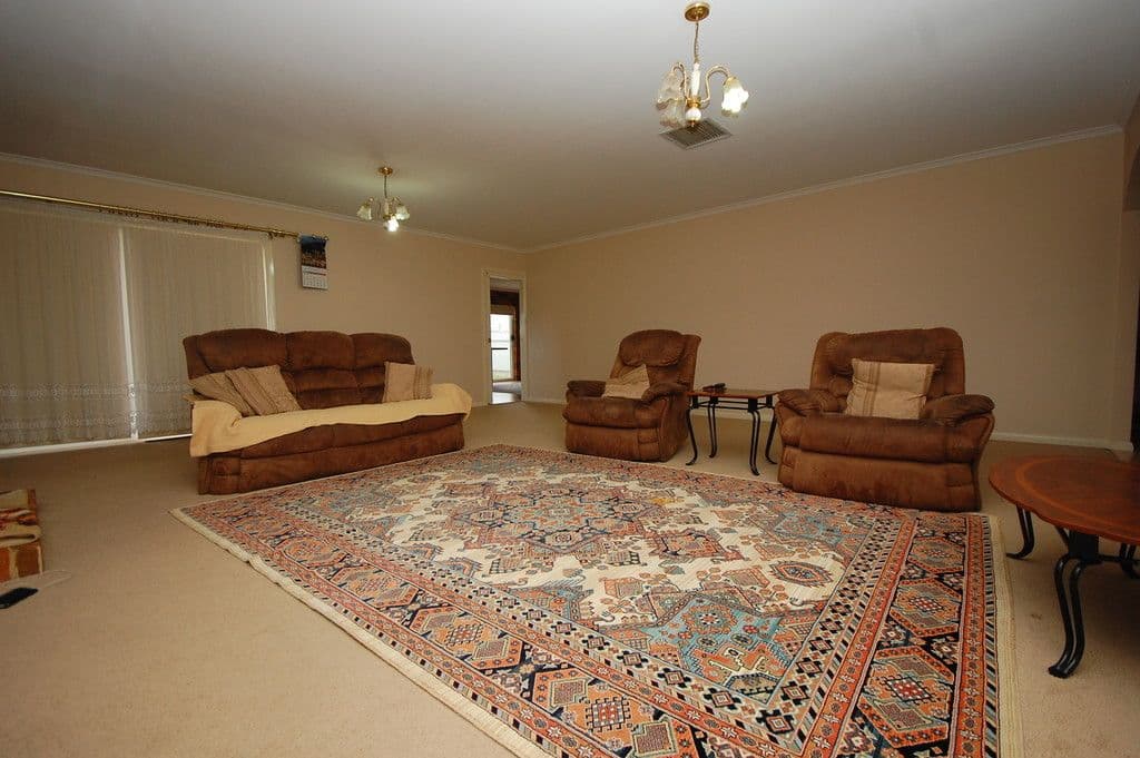 20 Clifton Boulevard, Griffith - Thumbnail 5