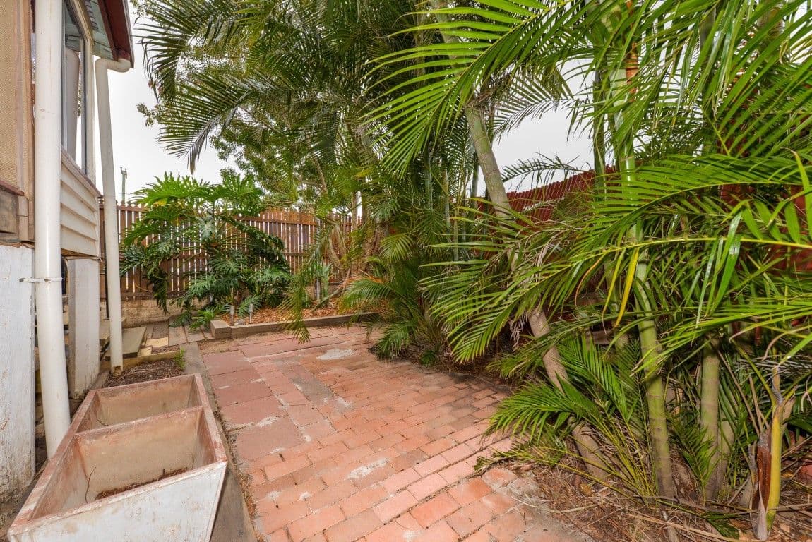 8 Perry Street, BUNDABERG NORTH QLD 4670, Bundaberg North - Thumbnail 8