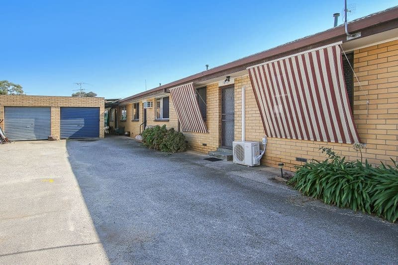 11 Glenairne Street, Wodonga VIC 3690, Wodonga - Thumbnail 2