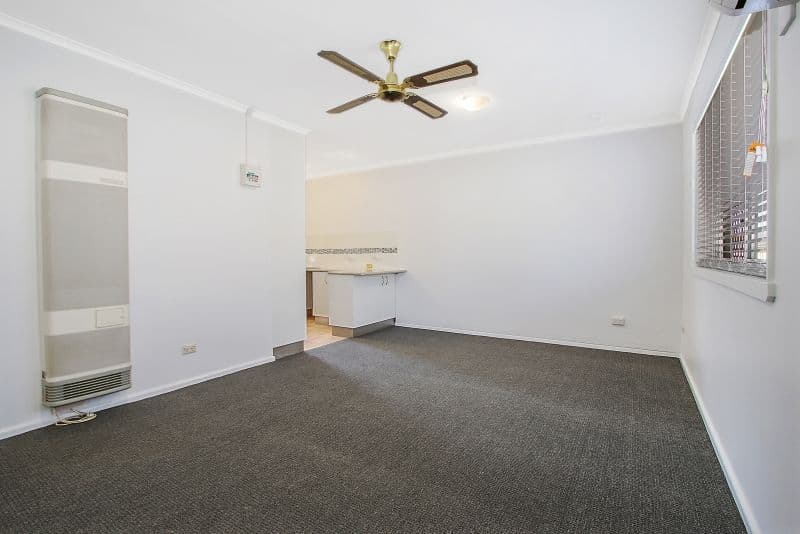11 Glenairne Street, Wodonga VIC 3690, Wodonga - Thumbnail 3