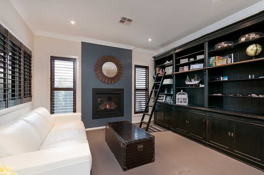 83 Charteris Drive, CRAIGIEBURN VIC 3064, Craigieburn - Thumbnail 2