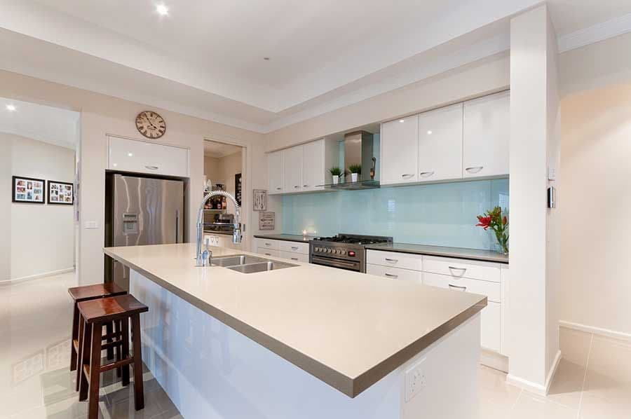 83 Charteris Drive, CRAIGIEBURN VIC 3064, Craigieburn - Thumbnail 3