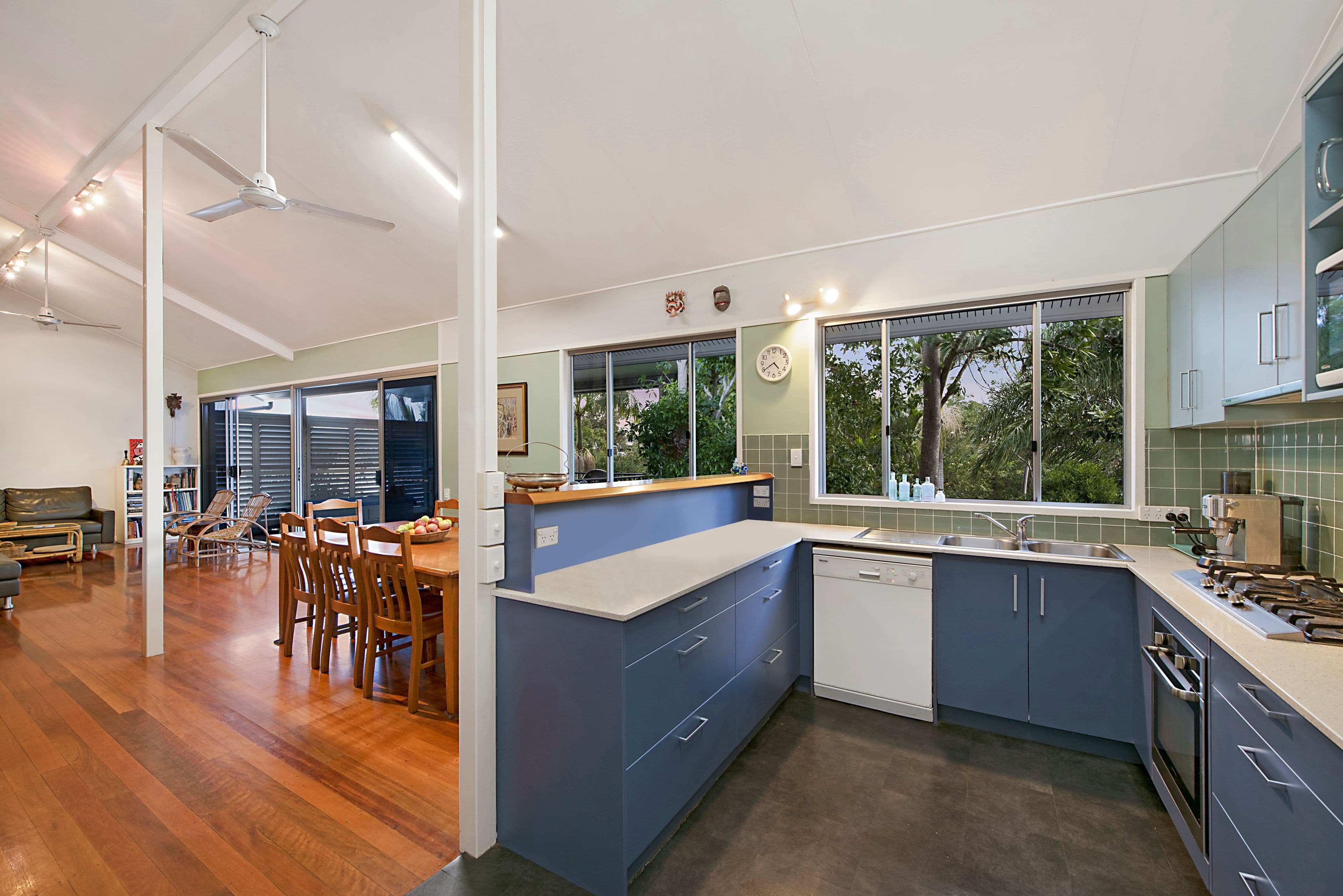 12 Alenola Street, Chapel Hill QLD 4069, Chapel Hill - Thumbnail 5