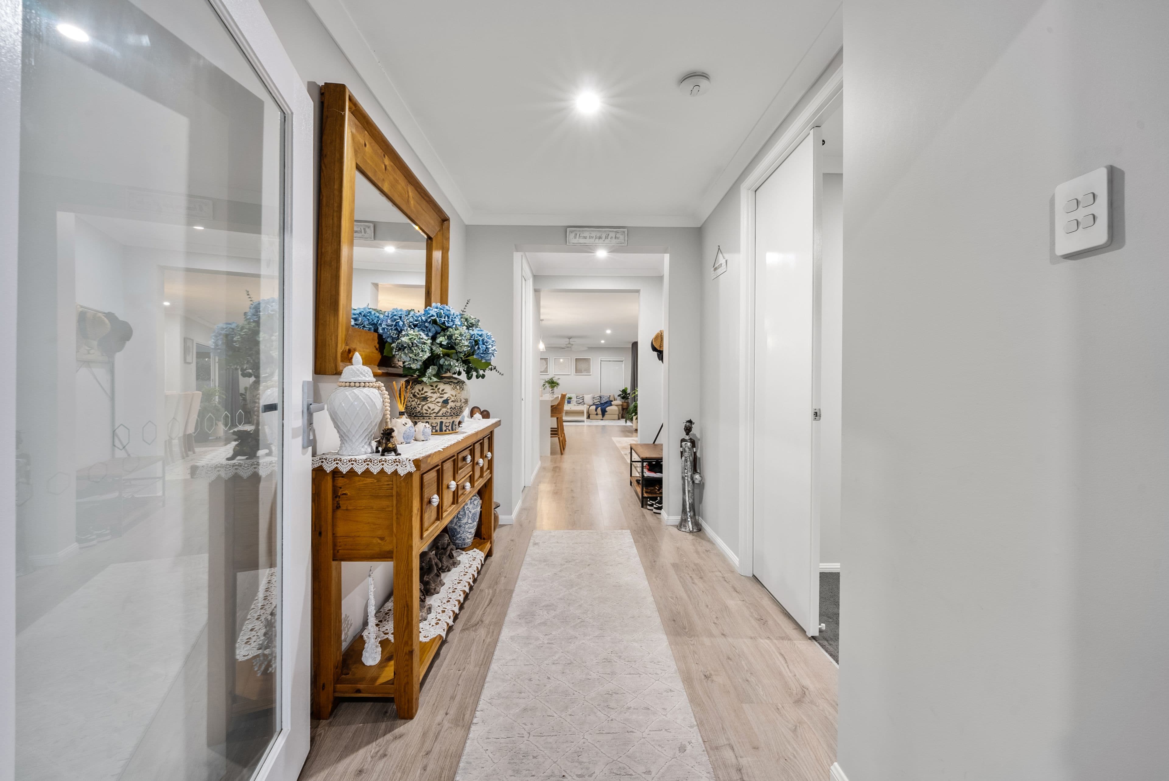 636 Foxwell Road, Coomera Waters QLD 4209, Coomera - Thumbnail 3