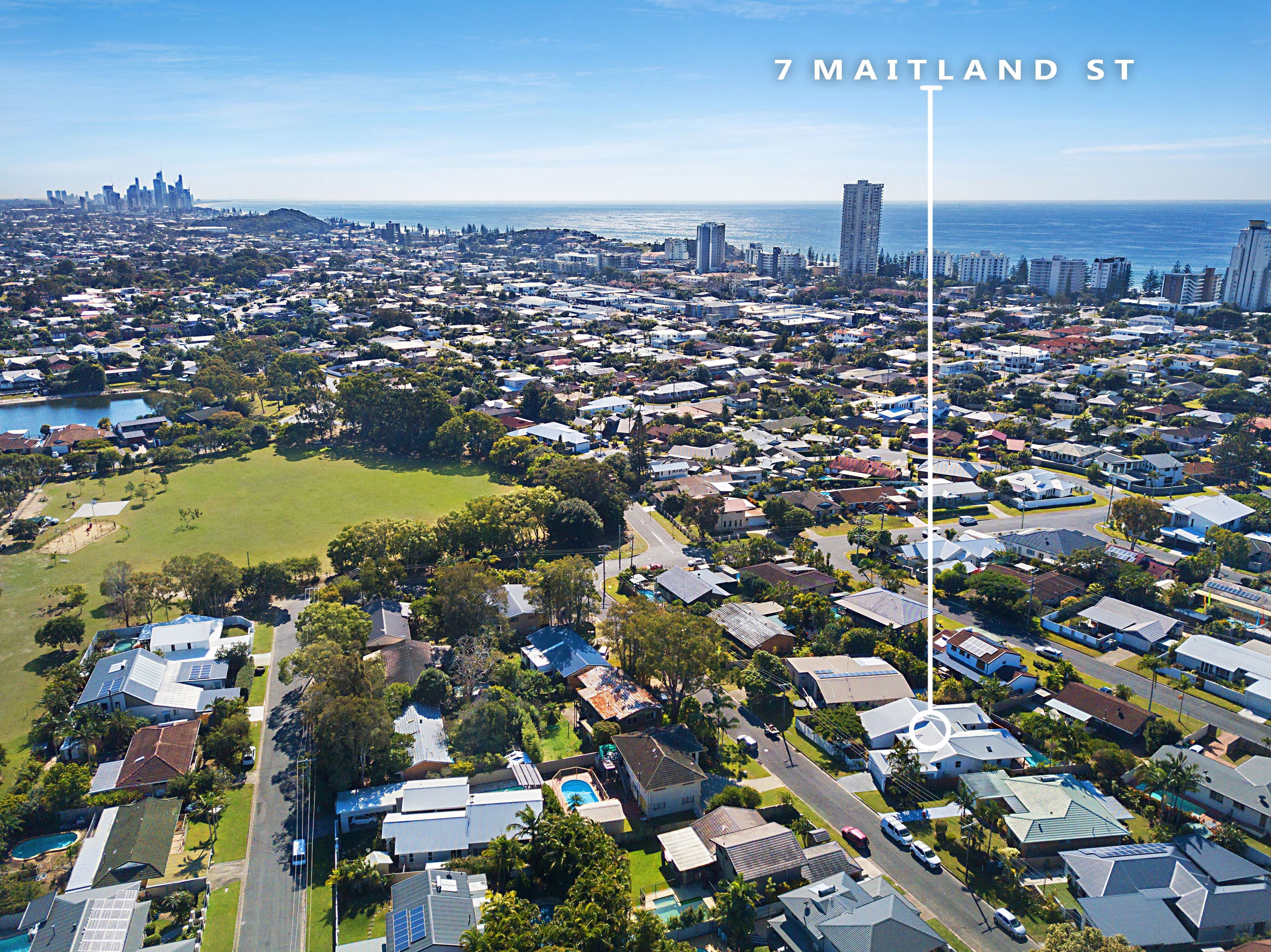 7 Maitland Street, Burleigh Waters QLD 4220, Burleigh Waters - Thumbnail 4
