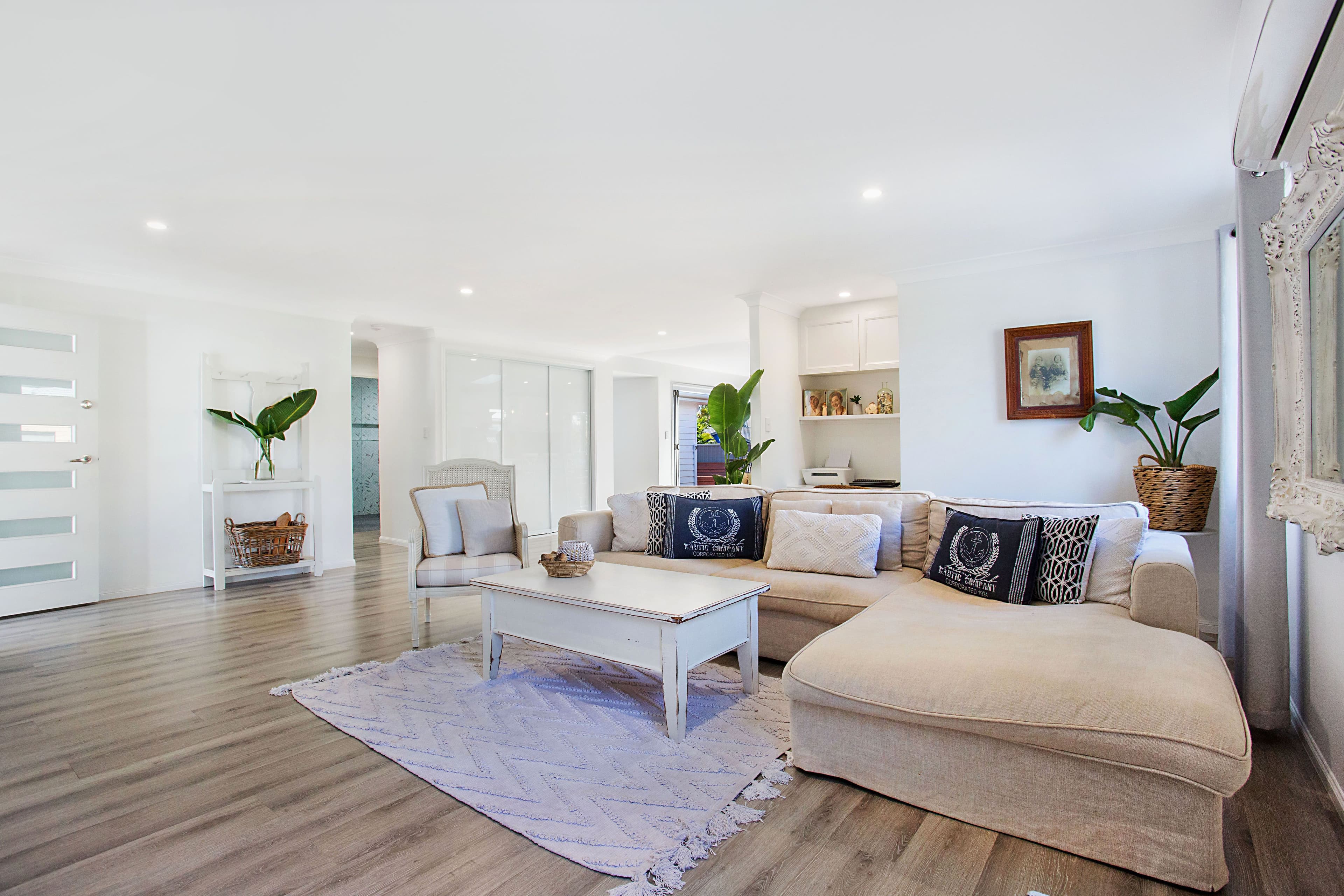7 Maitland Street, Burleigh Waters QLD 4220, Burleigh Waters - Thumbnail 7