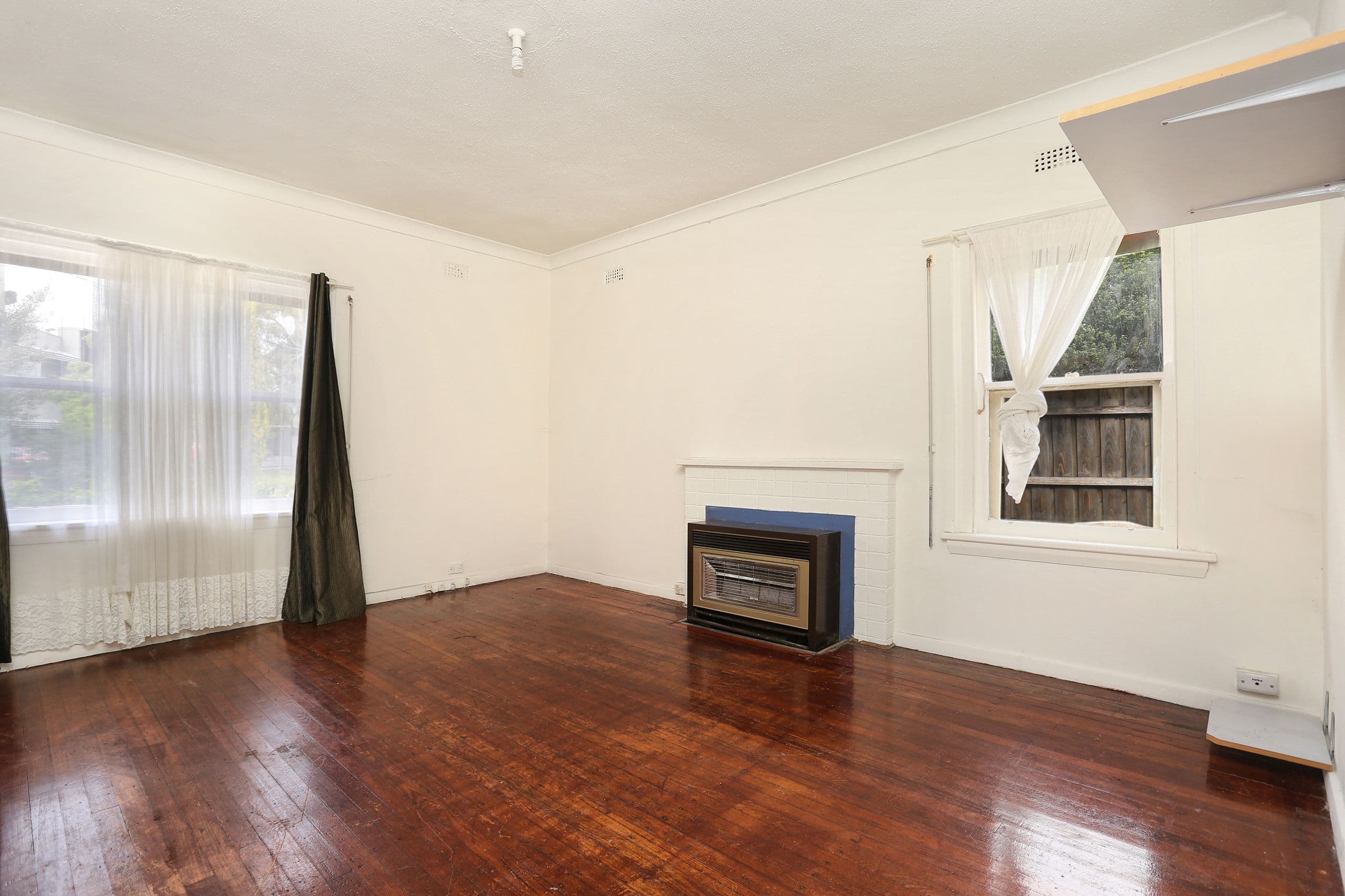 11 Dobson Crescent, Braybrook VIC 3019, Braybrook - Thumbnail 2