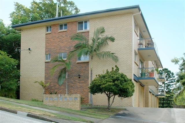 8 Barradine Street, GREENSLOPES QLD 4120, Greenslopes - Image 1