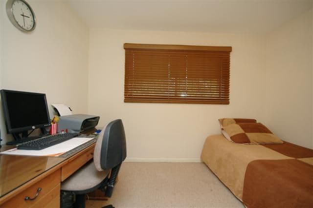 8 Barradine Street, GREENSLOPES QLD 4120, Greenslopes - Thumbnail 7