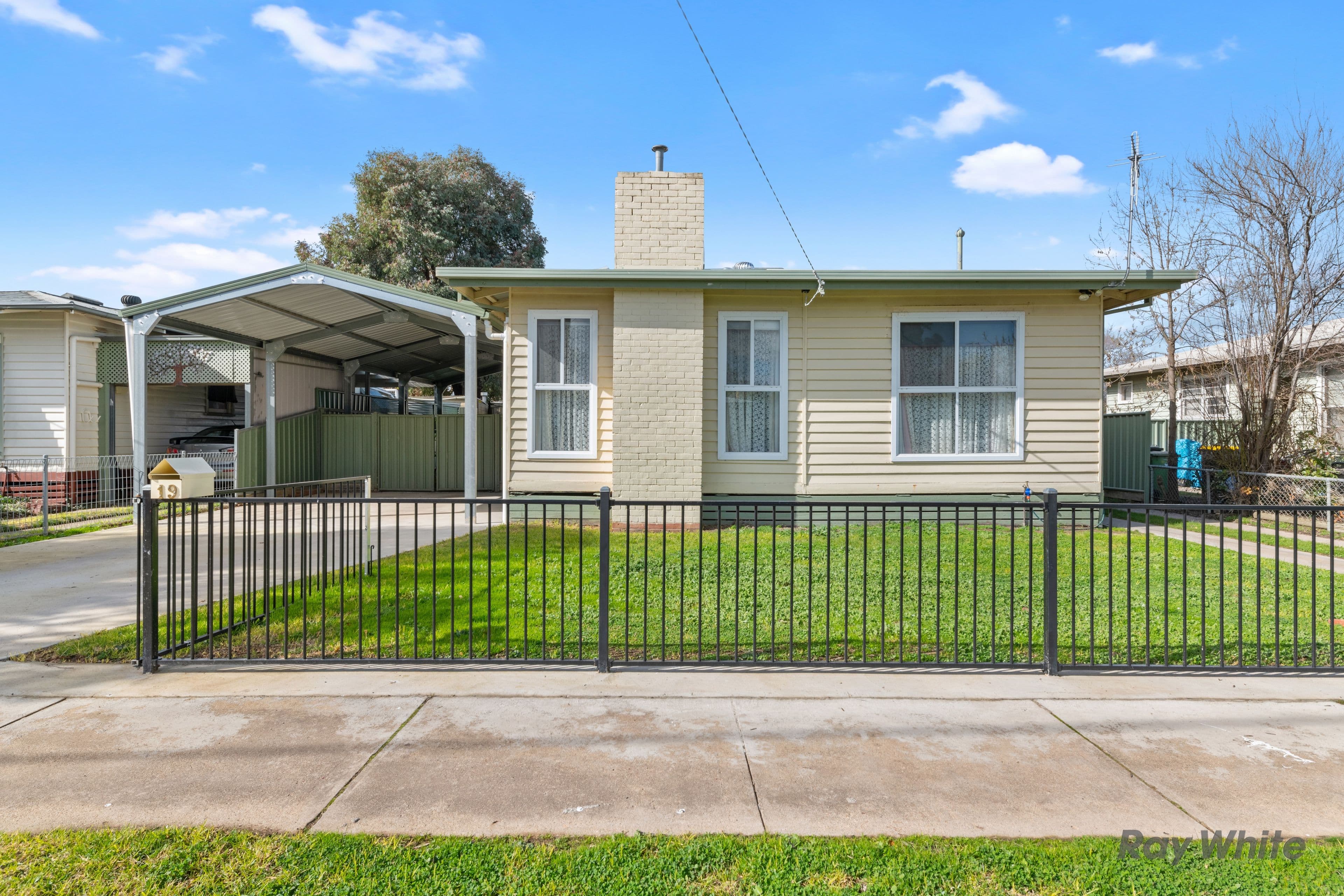 19 Afton Avenue, Benalla VIC 3672, Benalla - Image 1