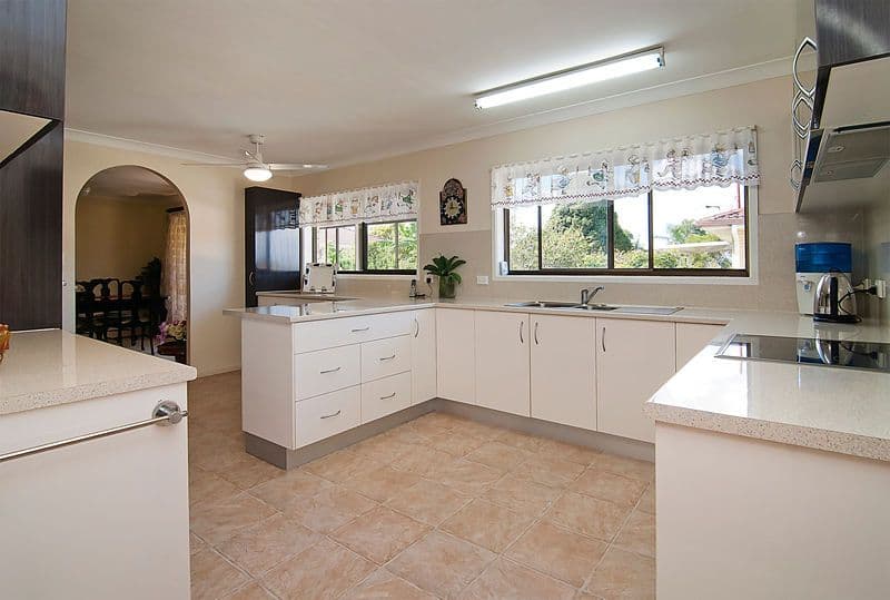 1 Mapleleaf Street, EIGHT MILE PLAINS QLD 4113, Eight Mile Plains - Thumbnail 3
