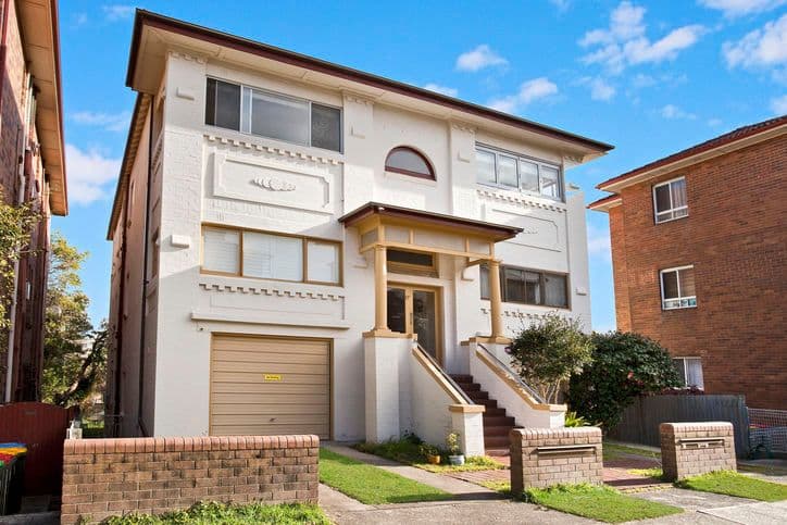 17 Ramsgate Avenue, BONDI BEACH NSW 2026, Bondi Beach - Thumbnail 2