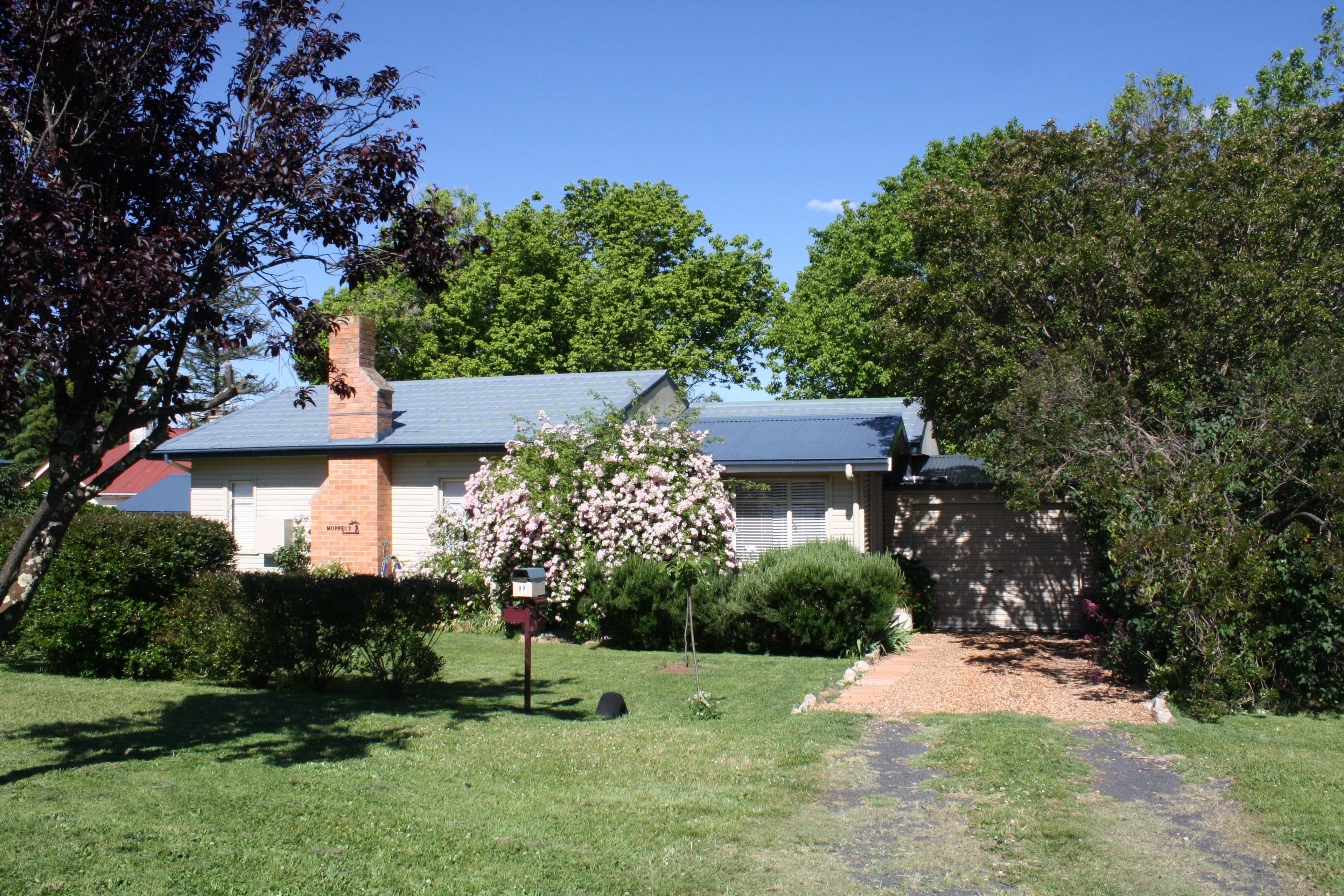 89 Macquarie Street, Glen Innes - Image 1